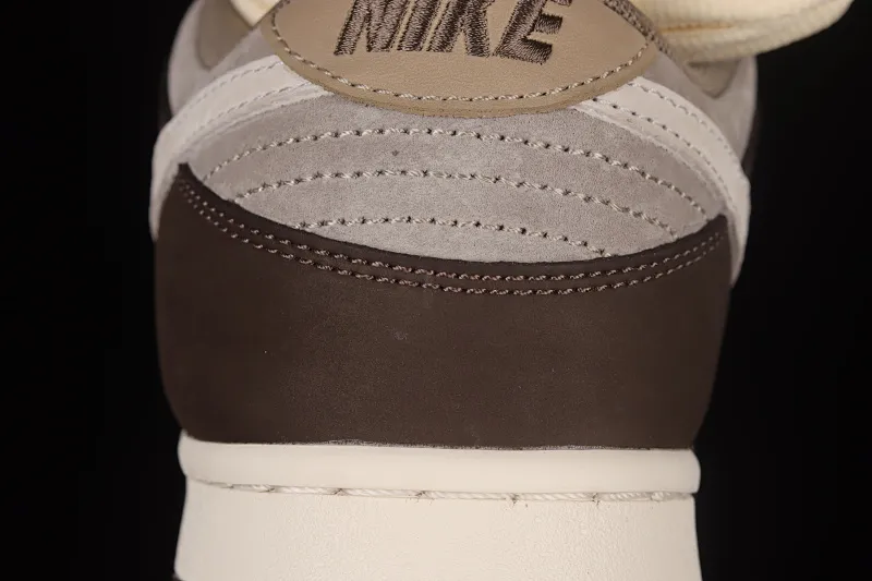 All Categories Nk SB Dunk Series Nk SB Dunk Low Low-top sneakers F version Otomo Katsuhiro x NK SB Dunk Low "Steamboy OST" Otomo Katsuhiro co-branded SB low-top sports and leisure sneakers LF0039-001